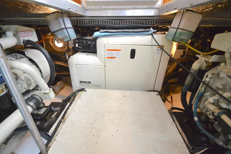 Slide: The Image of Carver Yachts 406 Motor Yacht 2001 - 47