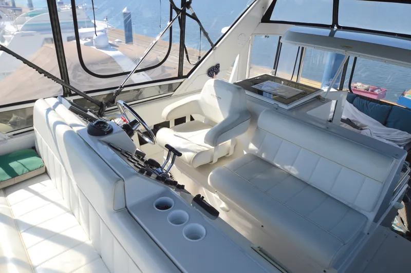 Slide: The Image of Carver Yachts 406 Motor Yacht 2001 - 55