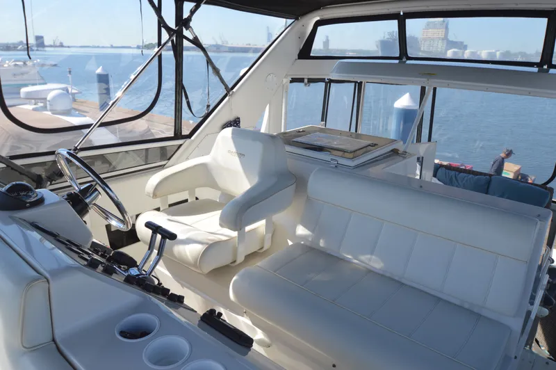 Slide: The Image of Carver Yachts 406 Motor Yacht 2001 - 56