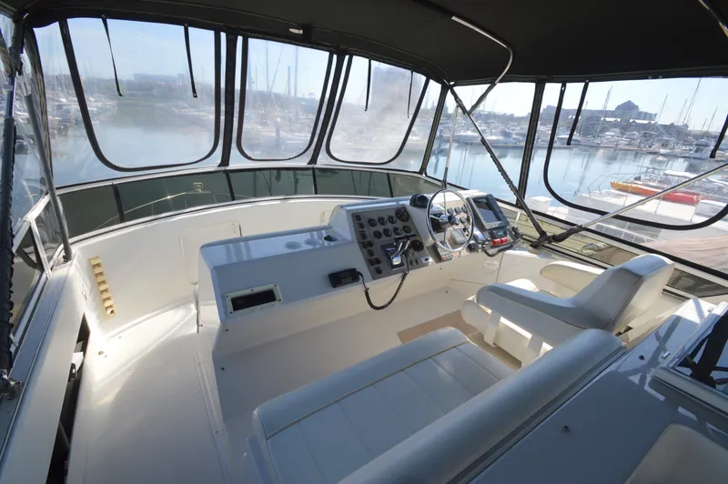 Slide: The Image of Carver Yachts 406 Motor Yacht 2001 - 60