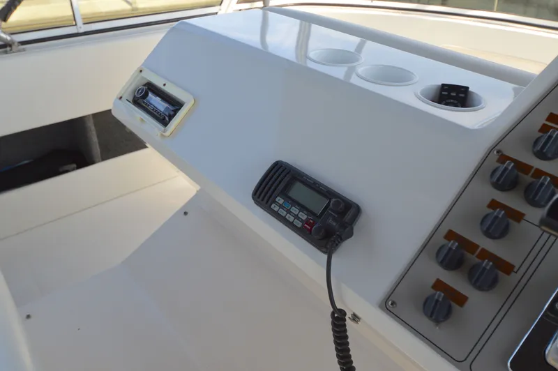 Slide: The Image of Carver Yachts 406 Motor Yacht 2001 - 64