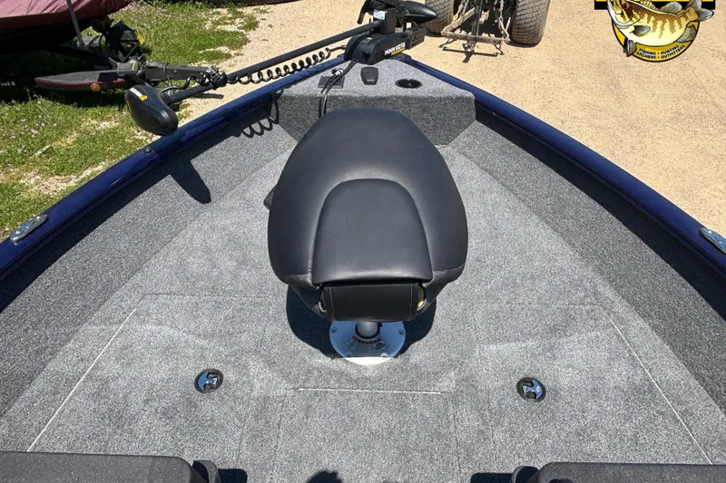 Slide: The Image of 2023 Tracker Pro Guide V-175 WT boat interior with seat and trolling motor. - 6