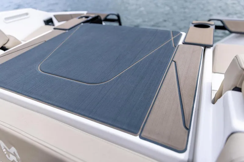 Slide: The Image of Manufacturer Provided Image: Rear view of Heyday H22 boat, 2026 model, featuring stylish deck design. - 14