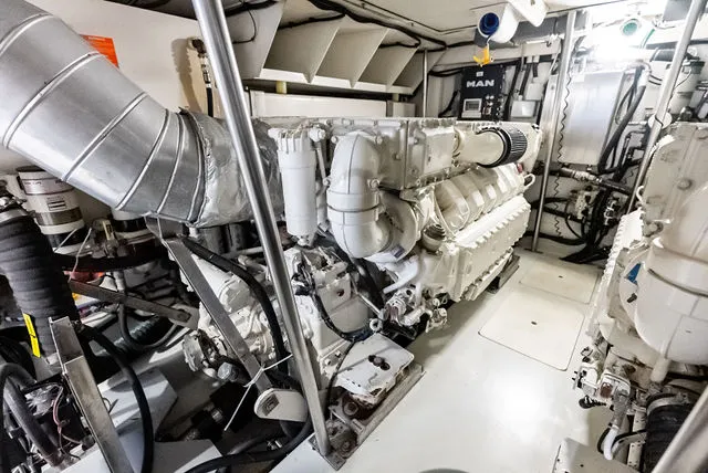 Slide: The Image of Azimut 70 2014 - 115