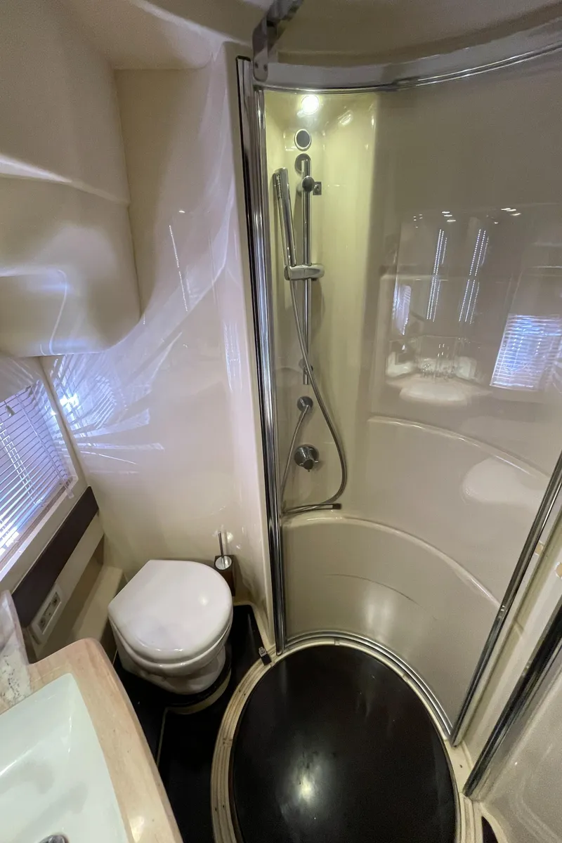 Slide: The Image of Azimut 70 2014 - 76