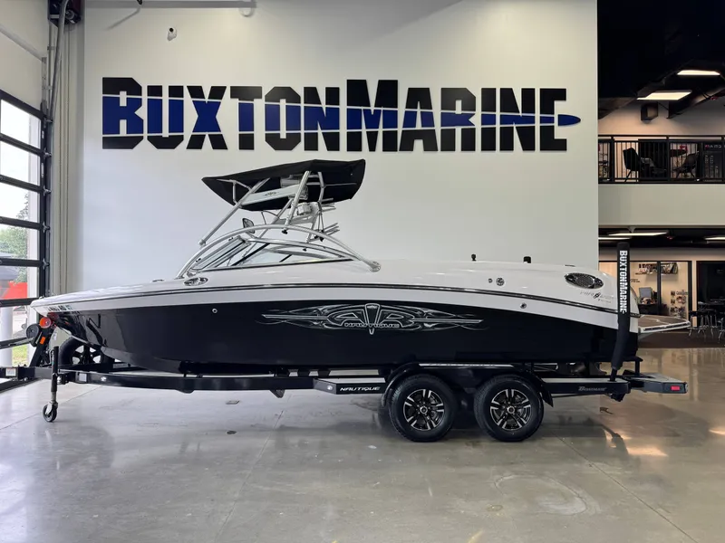 Slide: The Image of Nautique Air Nautique 226 2006 - 4