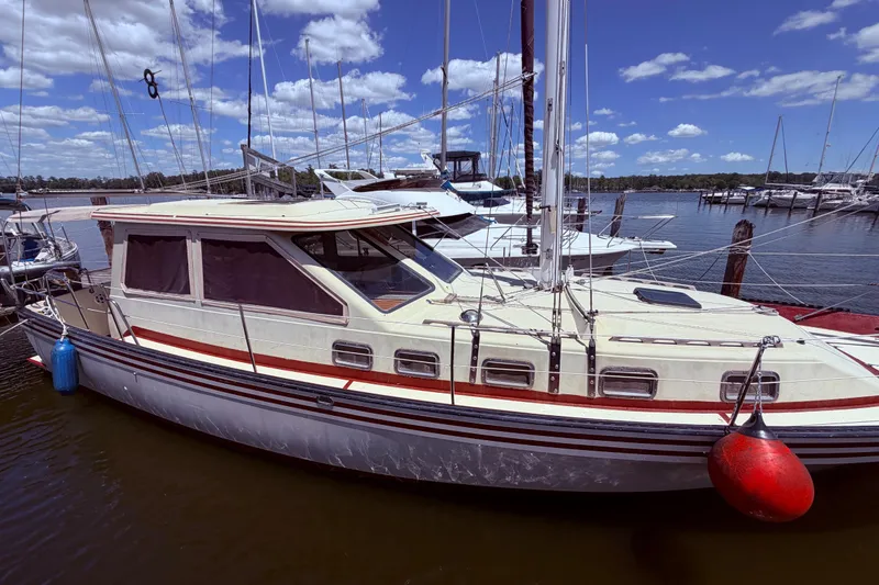 The Image of Lancer 40 Motorsailer 1985 - undefined