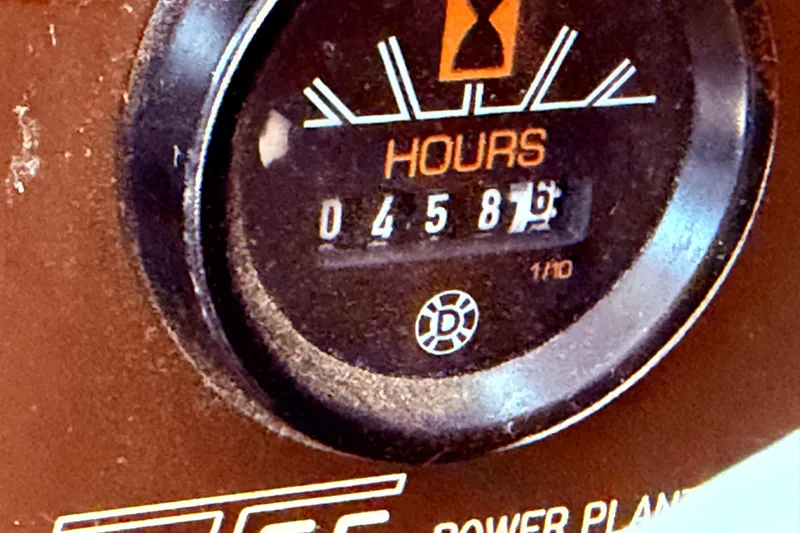 Slide: The Image of Hour meter showing 4587 hours on a 1985 Lancer Yachts 40 Motorsailer. - 36