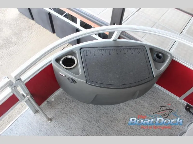 Slide: The Image of Bass Buggy 18 DLX 2026 - 18
