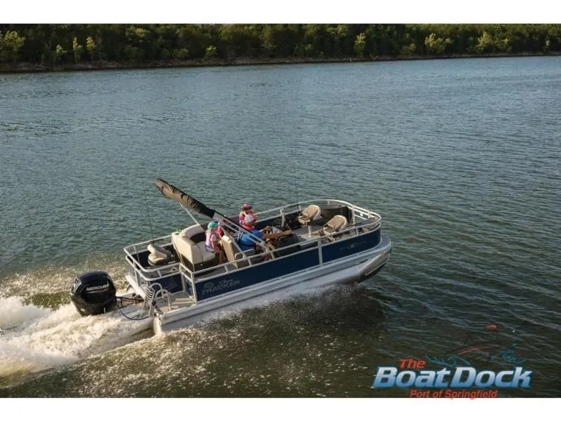 Slide: The Image of Bass Buggy 18 DLX 2026 - 24