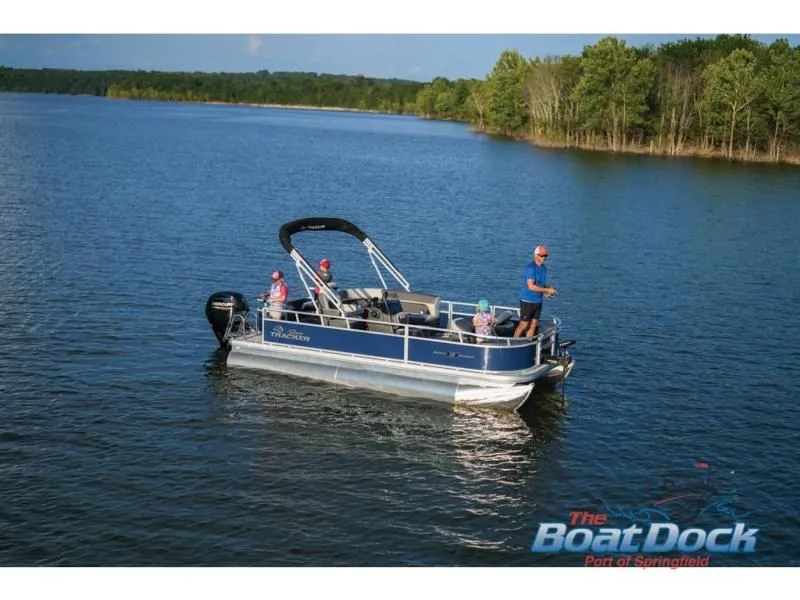 Slide: The Image of Bass Buggy 18 DLX 2026 - 28