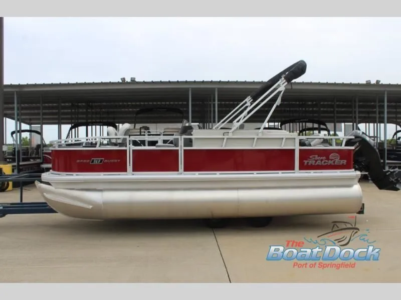 Slide: The Image of Bass Buggy 18 DLX 2026 - 5