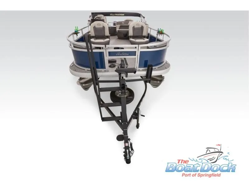 Slide: The Image of Bass Buggy 18 DLX 2026 - 55