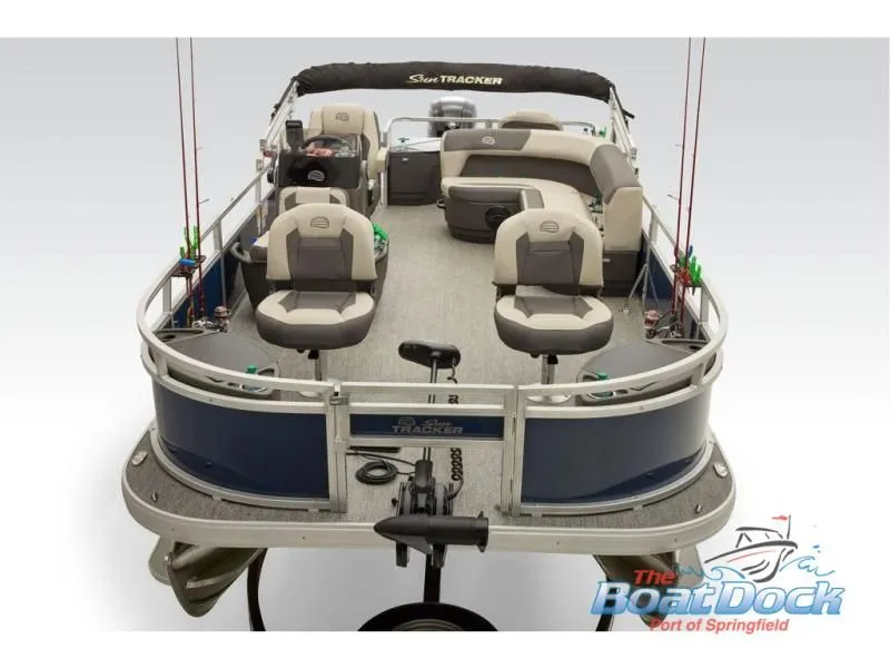 Slide: The Image of Bass Buggy 18 DLX 2026 - 58