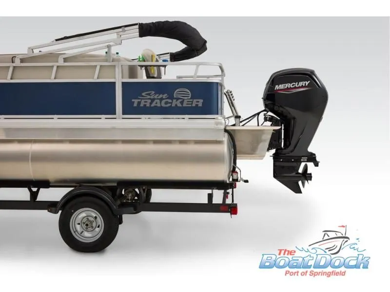 Slide: The Image of Bass Buggy 18 DLX 2026 - 93