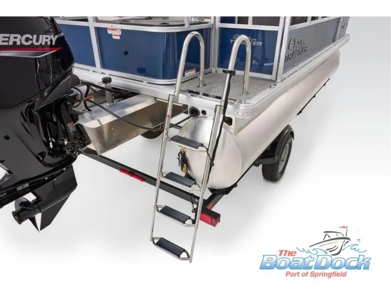 Slide: The Image of Bass Buggy 18 DLX 2026 - 97