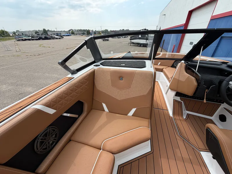 Slide: The Image of Nautique Super Air Nautique GS24 2027 - 32