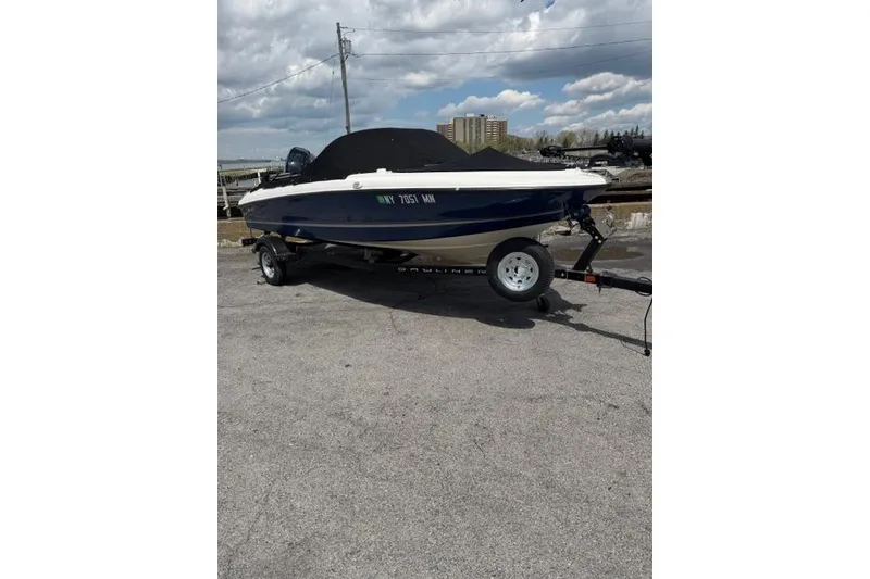 The Image of Bayliner 160 Bowrider 2017 - undefined