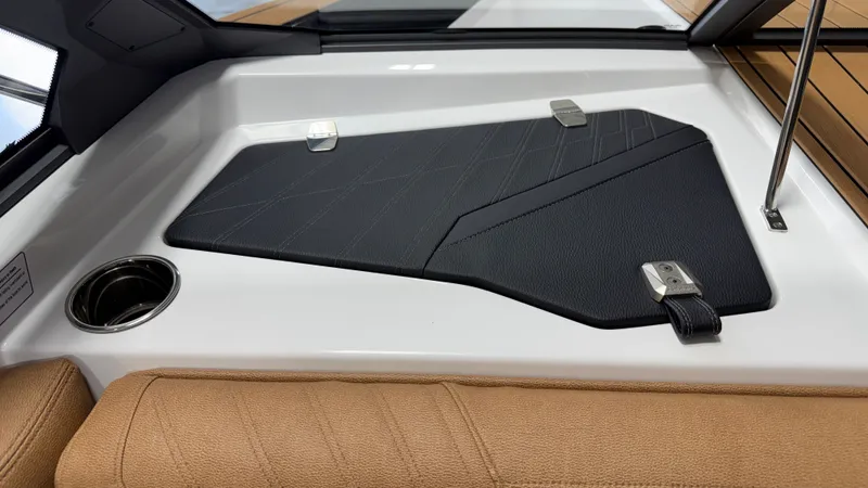Slide: The Image of Nautique Ski Nautique 2027 - 28