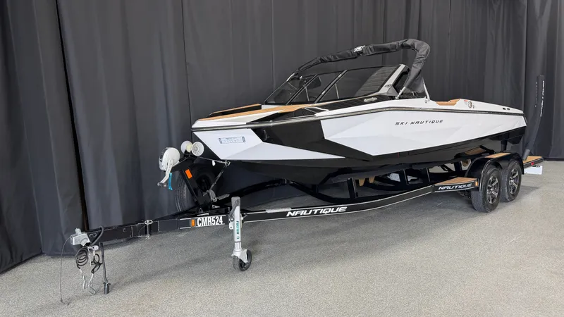 Slide: The Image of Nautique Ski Nautique 2027 - 3
