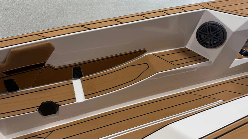 Slide: The Image of Nautique Ski Nautique 2027 - 19