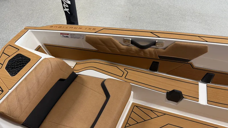 Slide: The Image of Nautique Ski Nautique 2027 - 18