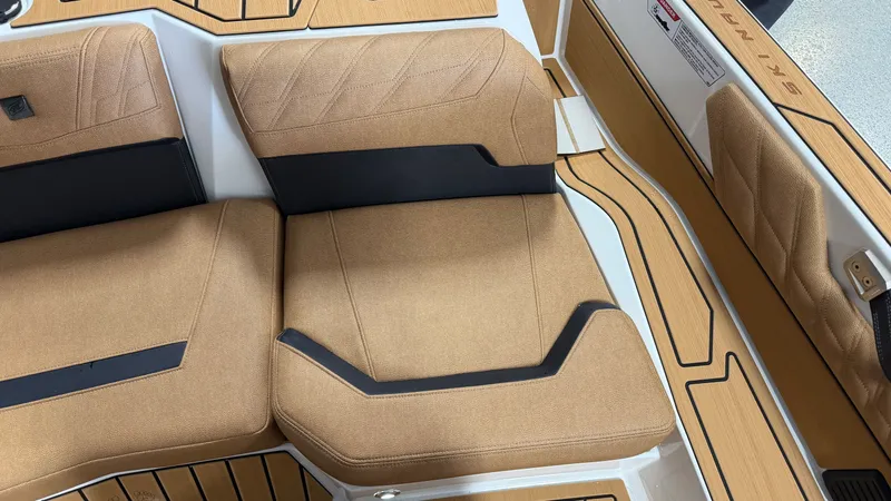 Slide: The Image of Nautique Ski Nautique 2027 - 15