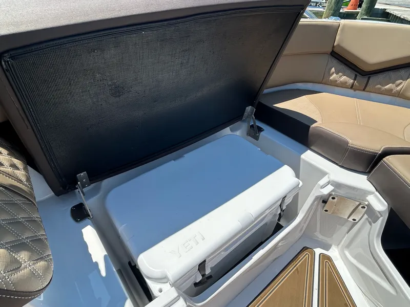 Slide: The Image of 2025 Monterey Elite 30 OB with integrated storage and cooler. - 38