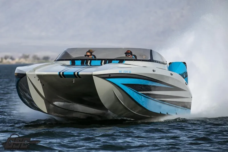 Slide: The Image of High-speed 2025 Interceptor 36 GTC powerboat racing on open water. - 20