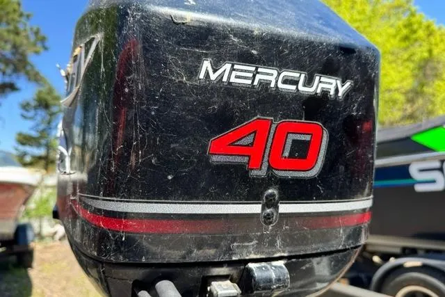 Slide: The Image of Mercury 40 horsepower outboard motor on a 2005 Misty Harbor 1680FS boat. - 20