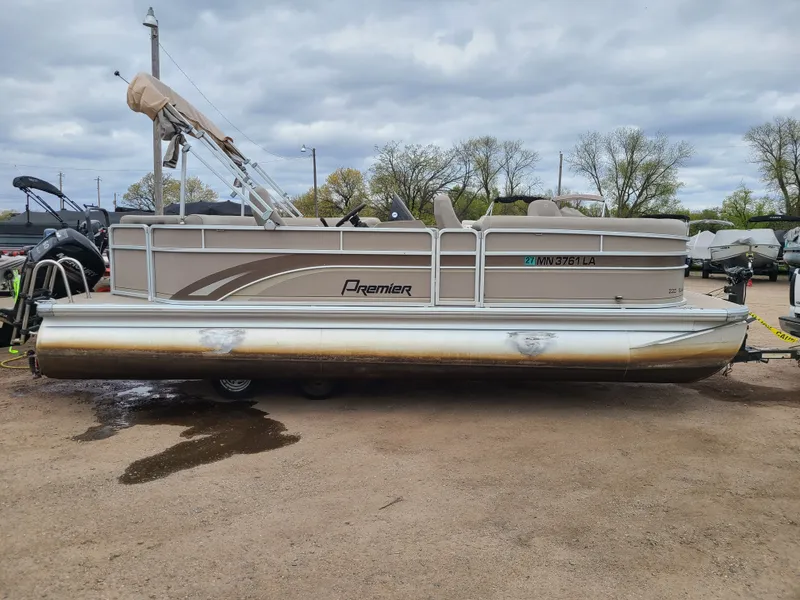 The Image of Premier 220 Sunsation W/ 60HP Mercury 2013 - 1