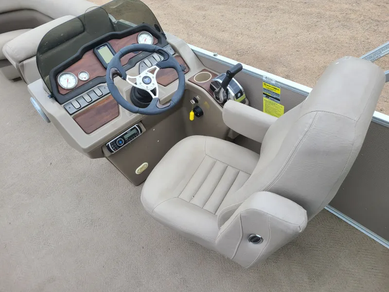 Slide: The Image of Premier 220 Sunsation W/ 60HP Mercury 2013 - 11