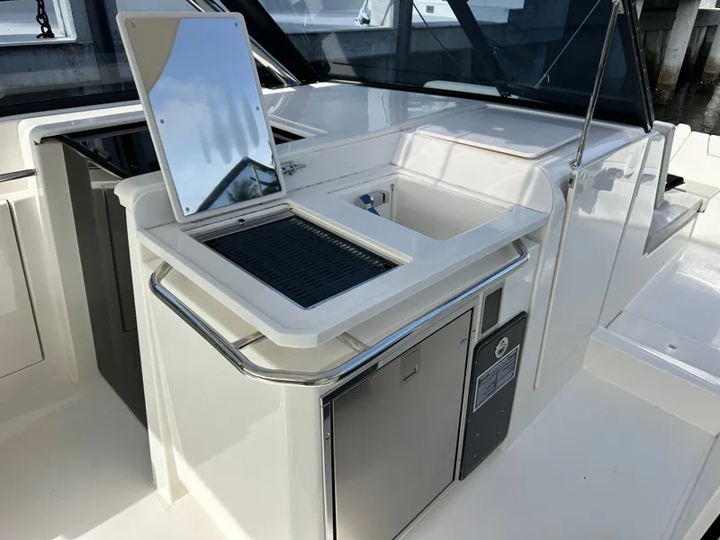 Slide: The Image of Aquila 32 Sport 2024 - 14