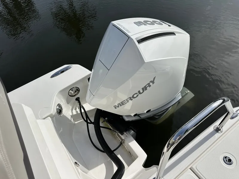 Slide: The Image of Aquila 32 Sport 2024 - 30