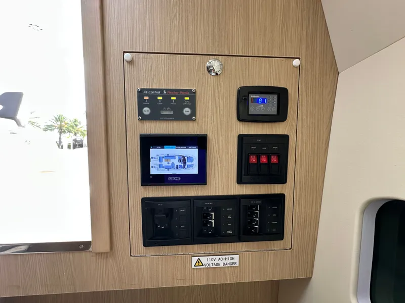 Slide: The Image of Aquila 32 Sport 2024 - 36