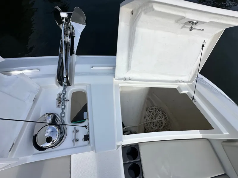 Slide: The Image of Aquila 32 Sport 2024 - 4