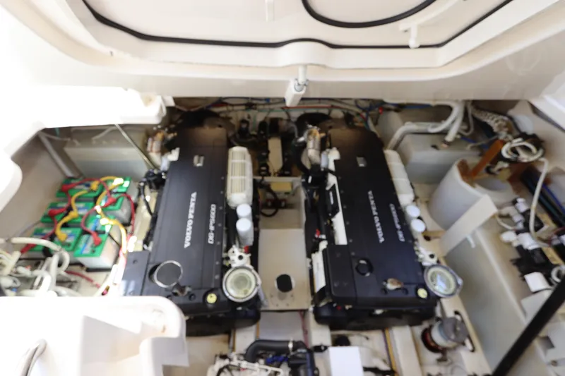 Slide: The Image of Engine room of 2008 Tiara Yachts 4300 Sovran with Volvo Penta engines. - 72