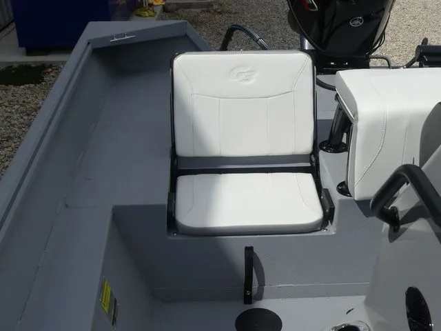Slide: The Image of G3 Bay 20 boat seat, white upholstery, 2026 model. - 27
