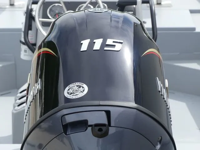 Slide: The Image of Yamaha 115 outboard motor on G3 Bay 20 boat, 2026 model. - 34