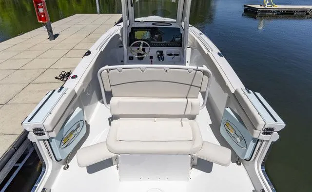 Slide: The Image of Interior of Sea Hunt Ultra 255 SE boat, model year 2026. - 9