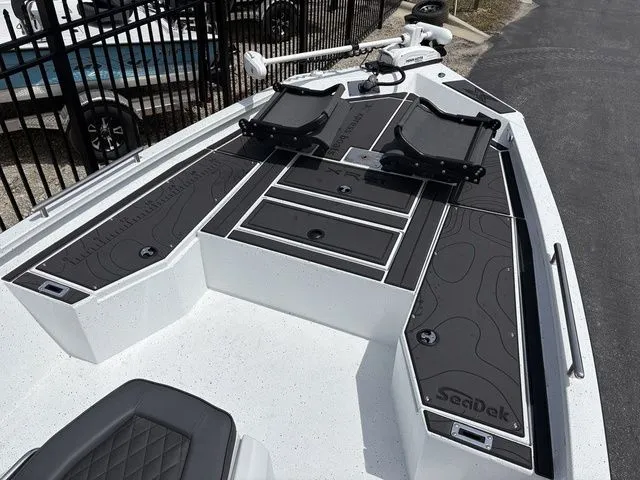 Slide: The Image of Deck of 2026 Xpress Boats XR21B with Seadek coating. - 15