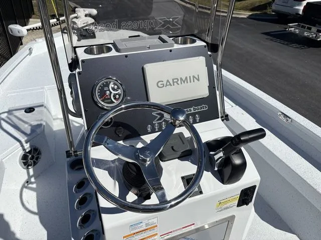 Slide: The Image of 2026 Xpress Boats H20B console with Garmin navigation system. - 12