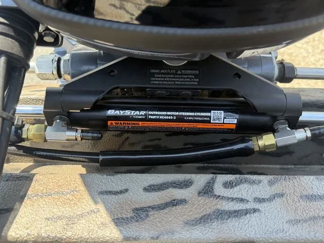 Slide: The Image of BayStar outboard motor steering cylinder on Xpress Boats H190B 2026. - 20