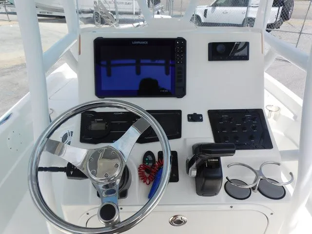 Slide: The Image of 2017 Skeeter SX210 boat helm with navigation system. - 9