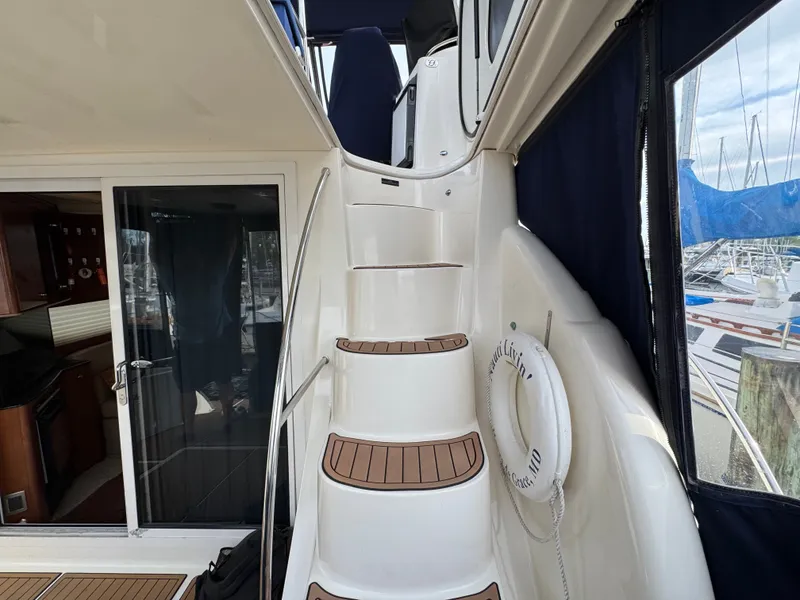 Slide: The Image of Staircase on a 2008 Meridian 391 Sedan boat. - 38