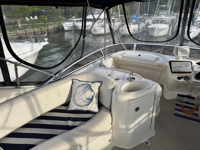 Slide: The Image of Interior of a 2008 Meridian 391 Sedan yacht with elegant furnishings. - 41