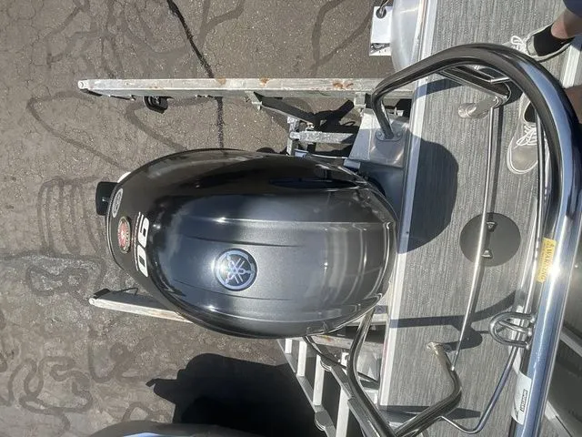 Slide: The Image of Yamaha outboard motor on Godfrey Pontoons Xperience 2086 BFX, 2023 model. - 19