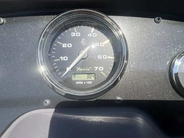 Slide: The Image of Tachometer of a 2023 Godfrey Pontoons Xperience 2086 BFX. - 21