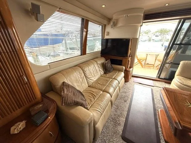 Slide: The Image of Carver Yachts 46 Voyager 2005 - 57