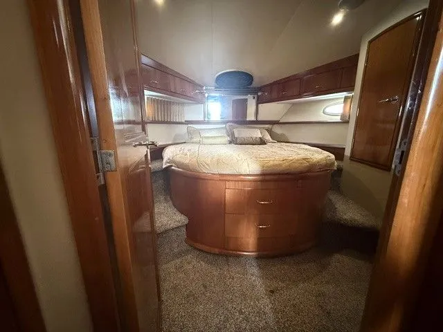 Slide: The Image of Carver Yachts 46 Voyager 2005 - 72